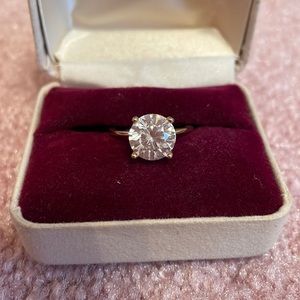 Diamond ring size 6